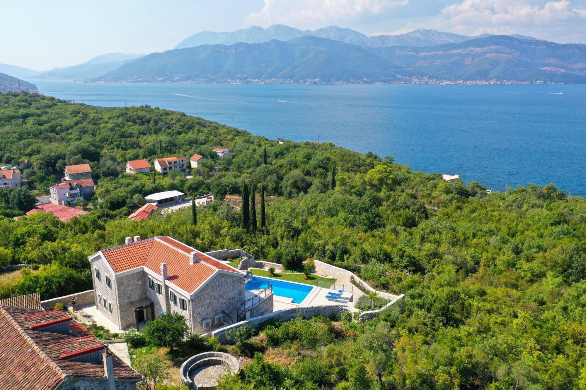 Villa Vista Azzurra Tivat Kültér fotó