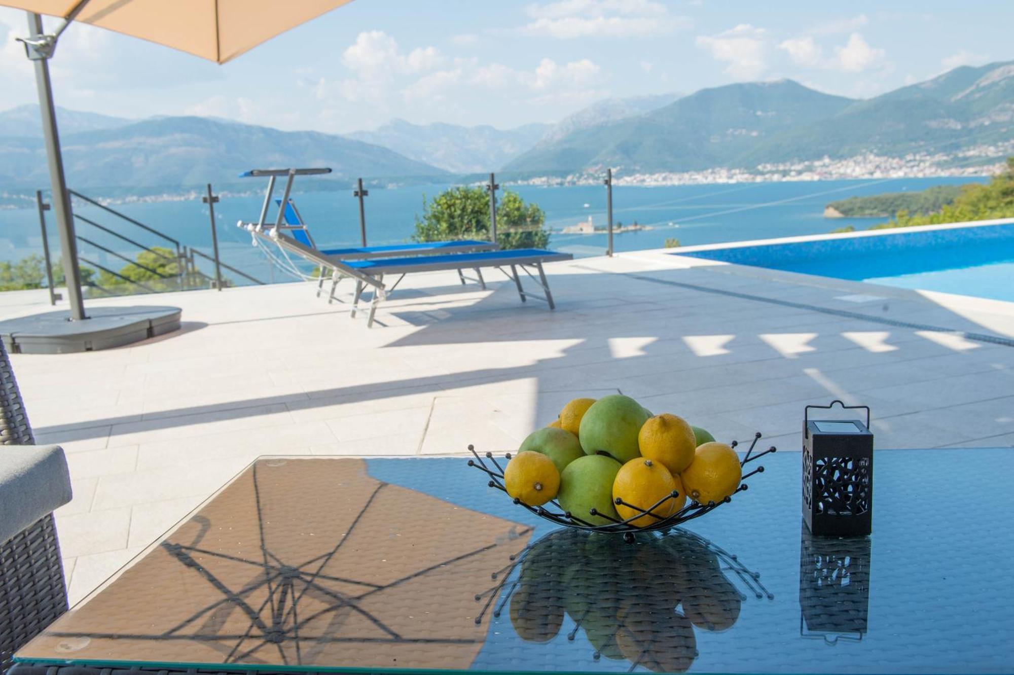 Villa Vista Azzurra Tivat Kültér fotó